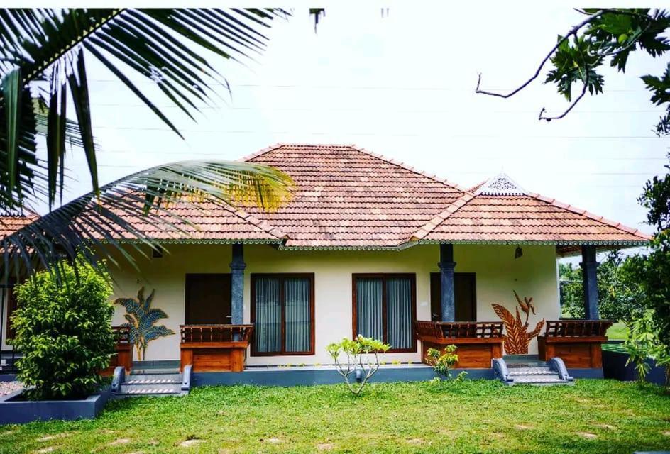 Kottackal Nature Inn Nedumbassery Eksteriør billede
